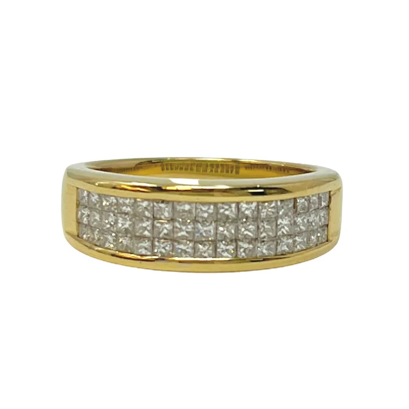 18K Gold Ring with Invisible Set Diamonds